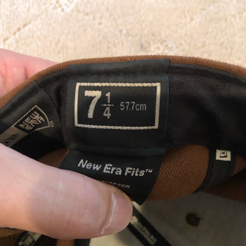 Phillies hat - Picture 2 of 3